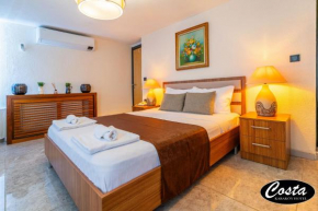 Costa Karakoy Hotel